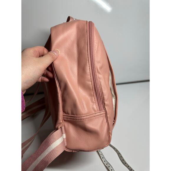 Puma medium to small pink backpack purse leather, 11x9x2.5 for girls & women - Picture 3 of 14
